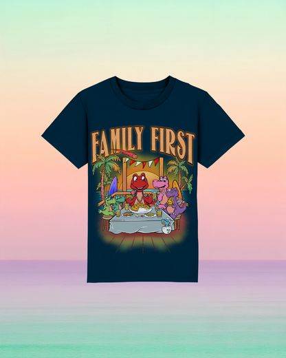 Family First – Kinder-T-Shirt mit Frontprint-Botschaft