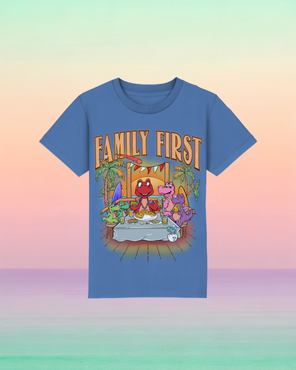 Family First – Kinder-T-Shirt mit Frontprint-Botschaft