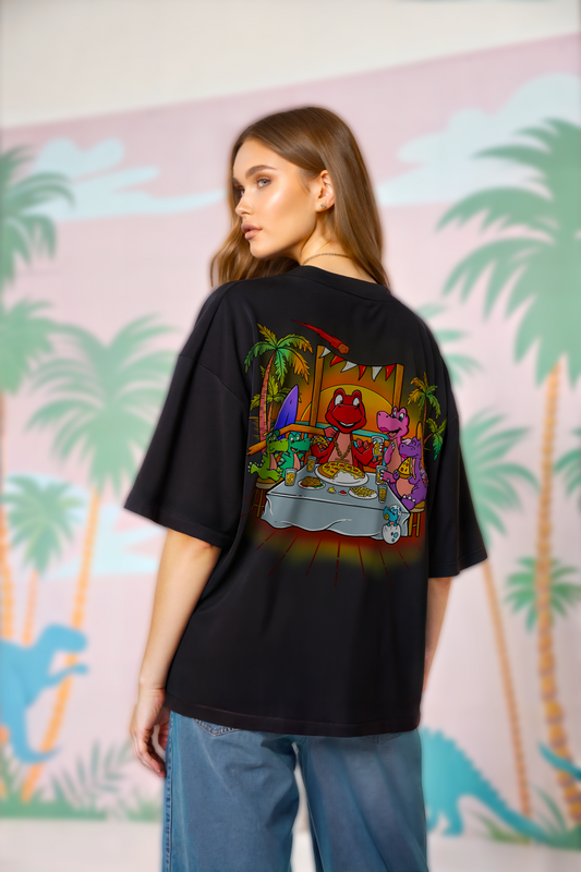 Family First – T-Shirt mit starkem Backprint und orangefarbenem Logo